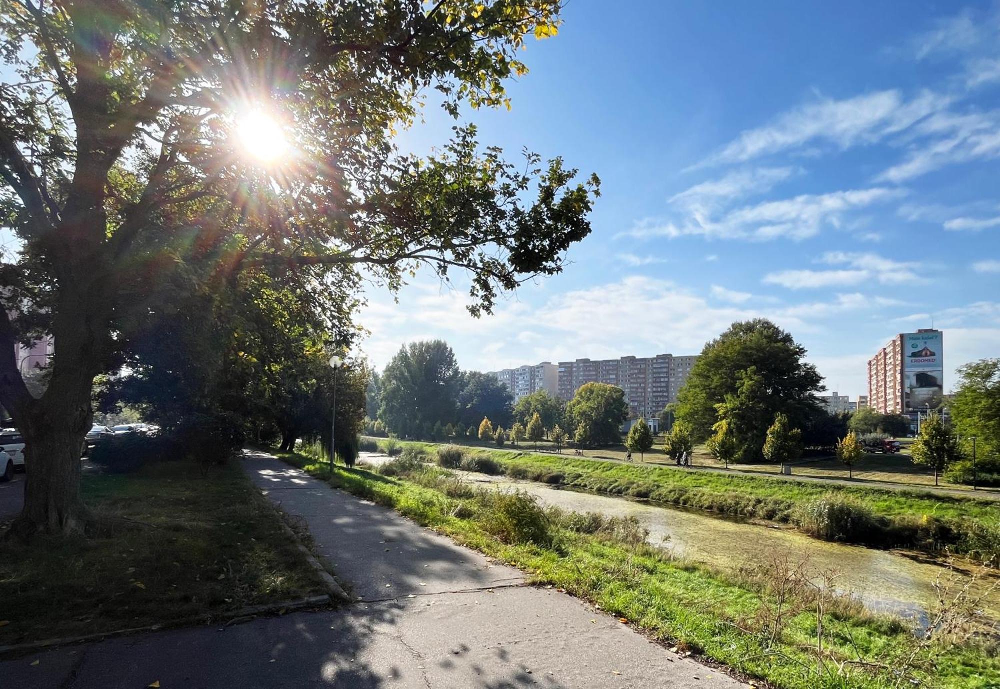 Air-Conditioned Studio, Close To City Centre & Tram Stop Pressburg Exterior foto